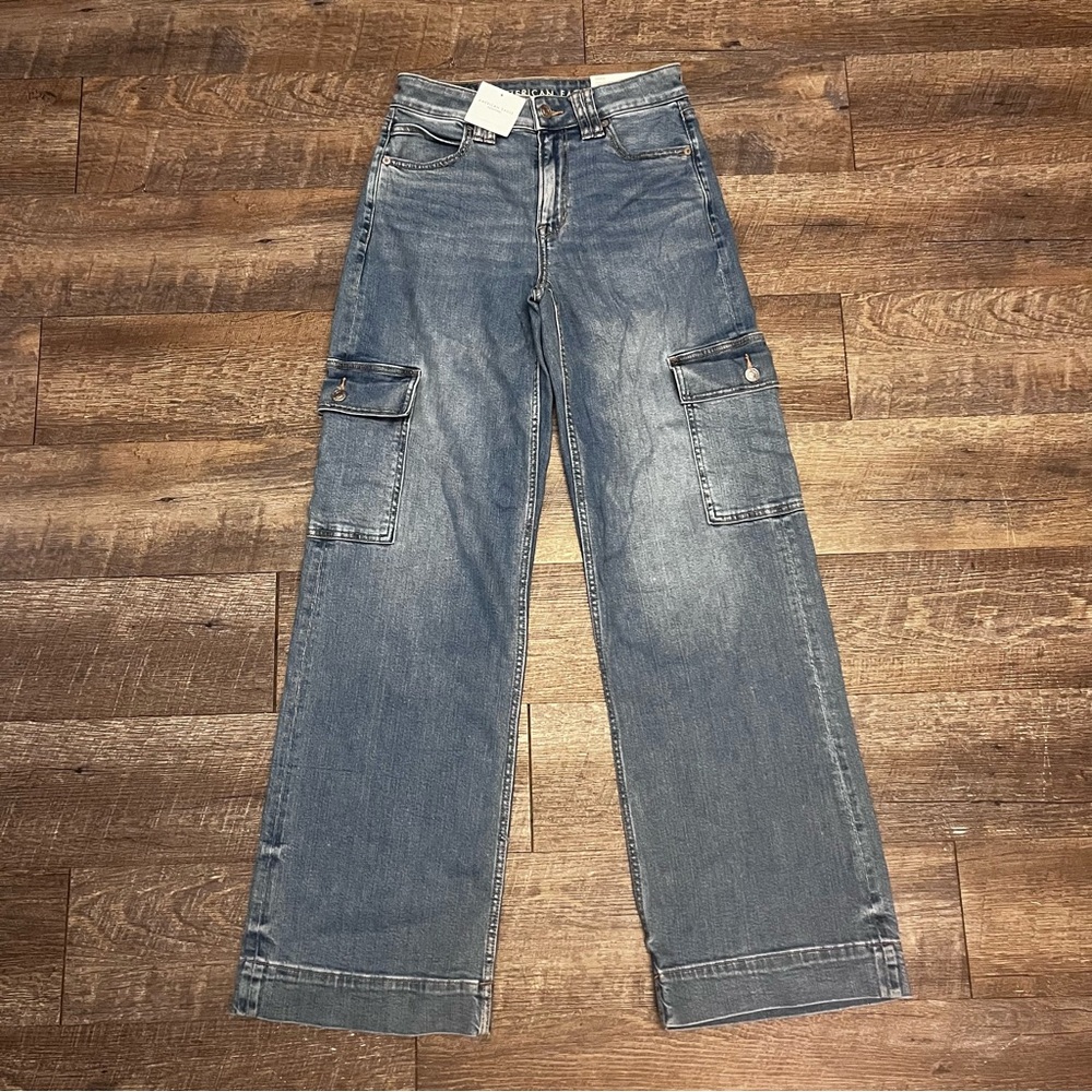 American Eagle Outfitters Dreamy Drape Super High Rise Jeans Size 0